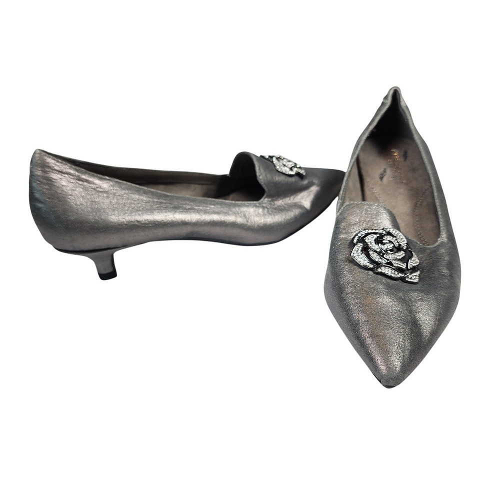 Aerosoles Best Dressed Metallic Pewter Leather Rose Rhinestone Kitten Heels 10M